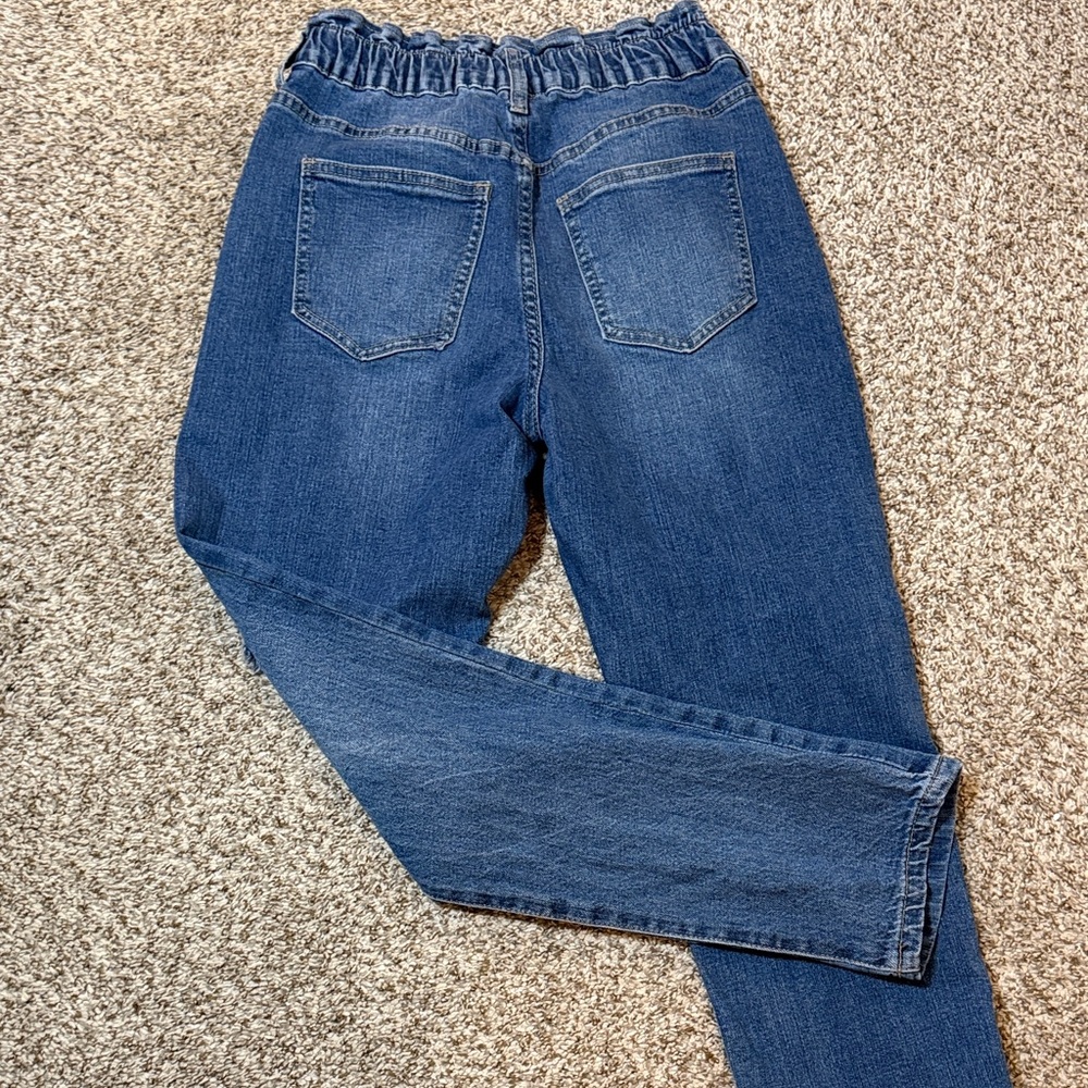 YMI Dream High-Waist Distressed Blue Denim Jeans with Elastic Waist. - Picture 8 of 8